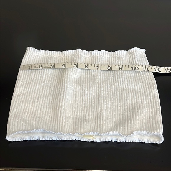 BOZZOLO elastic tube top, Seamless Smocked Womens White Tube Top size S/M - Picture 3 of 5
